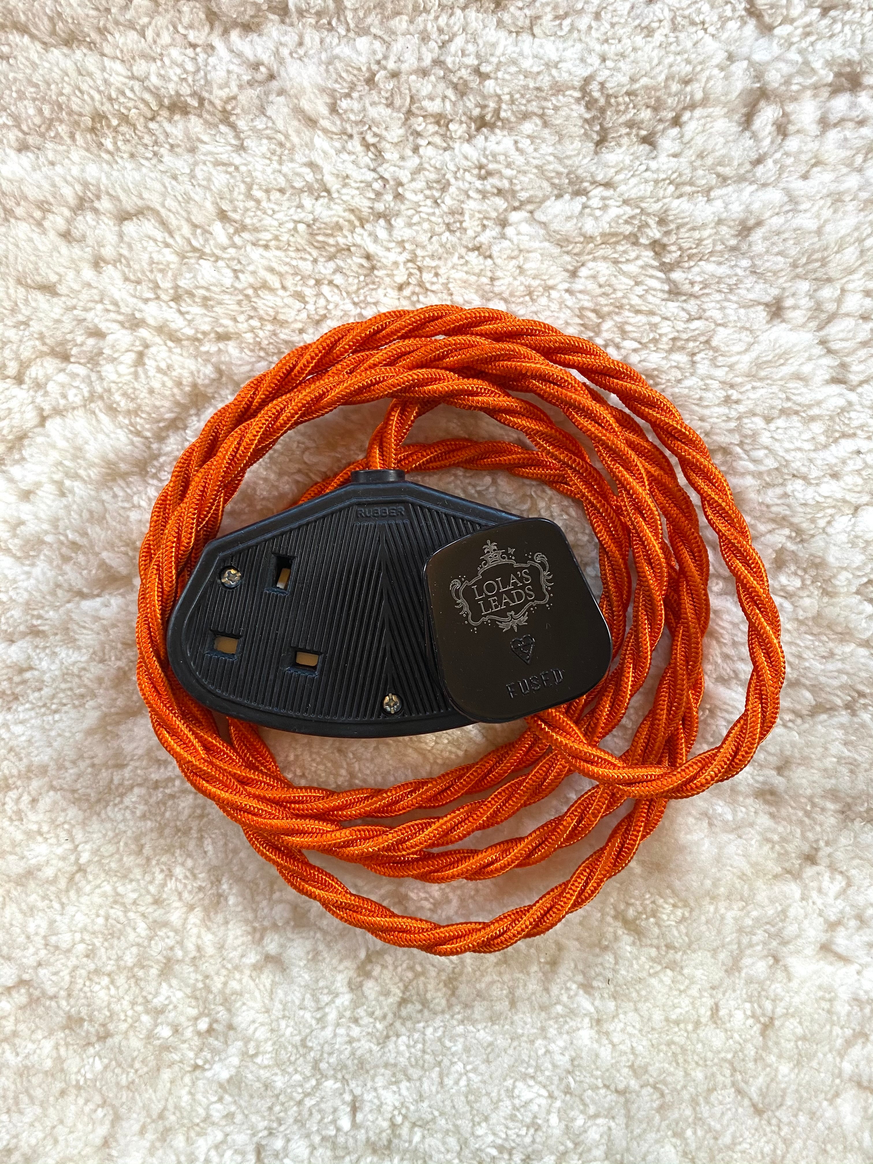 Lola's Leads - Fire & Black 2m