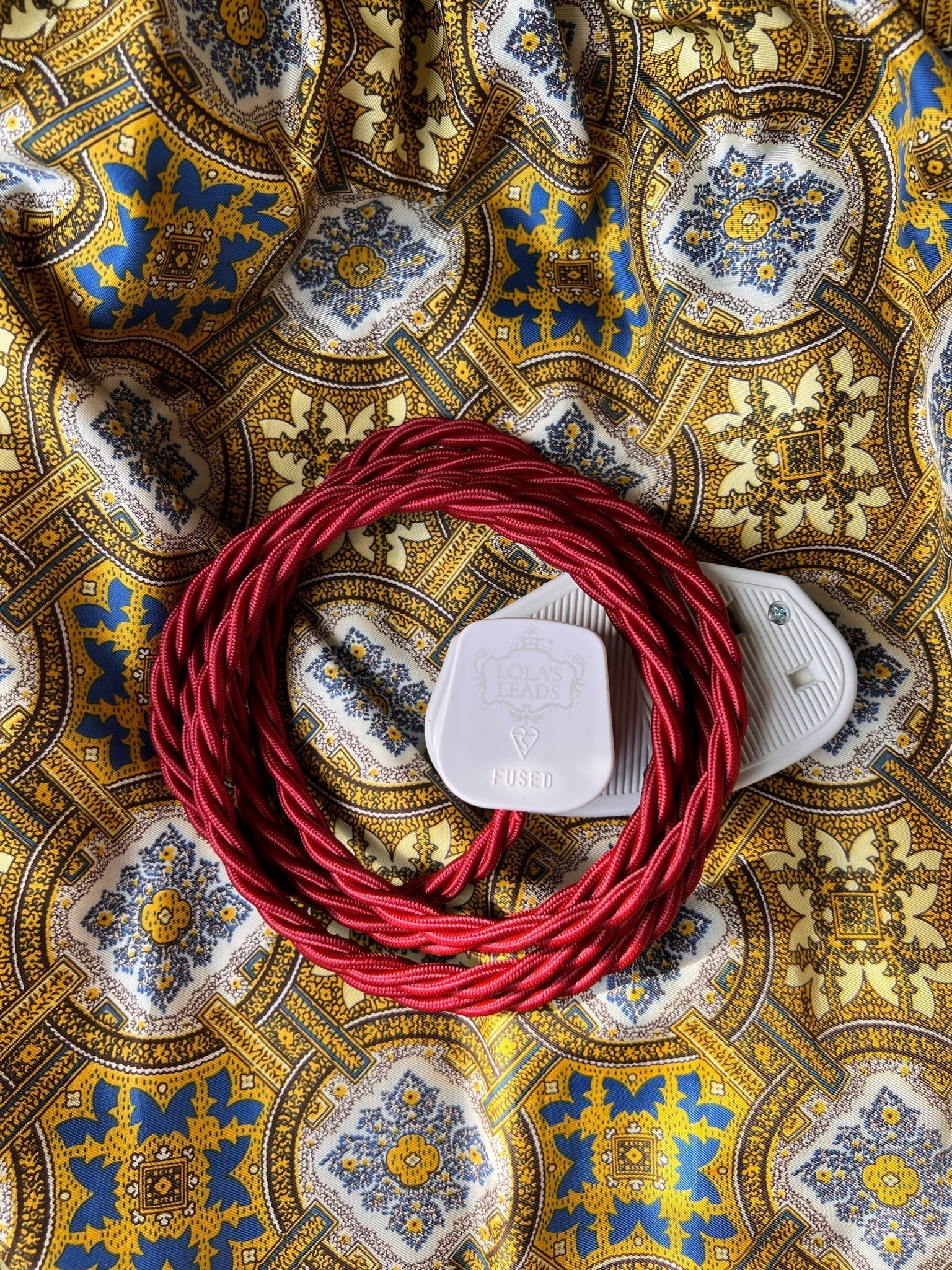 Lola's Leads Garnet Red Fabric Covered Extension Cable