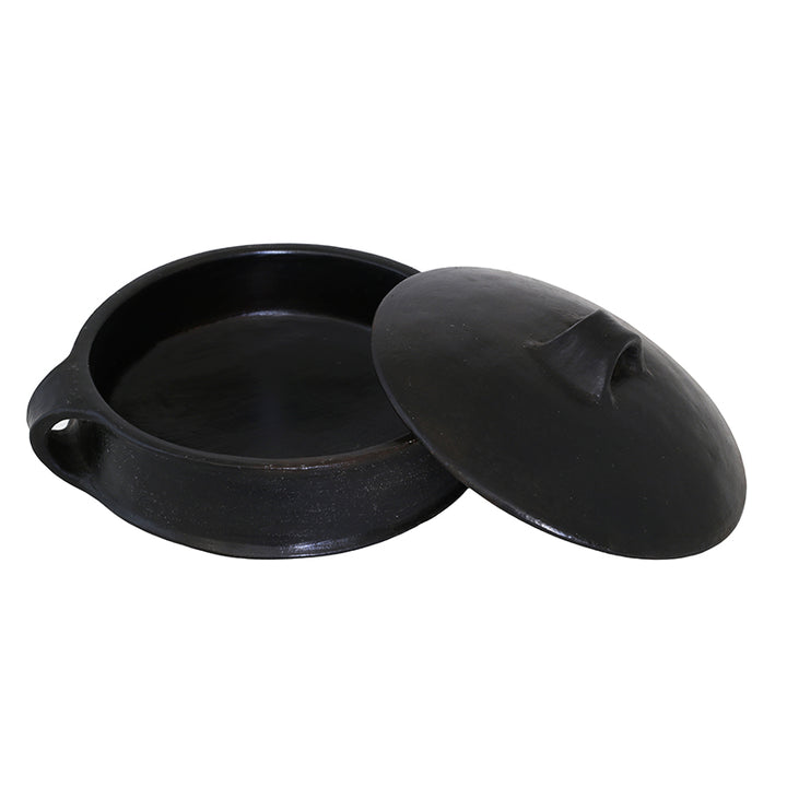 Raine &amp; Humble Black Traditional Casserole Dish