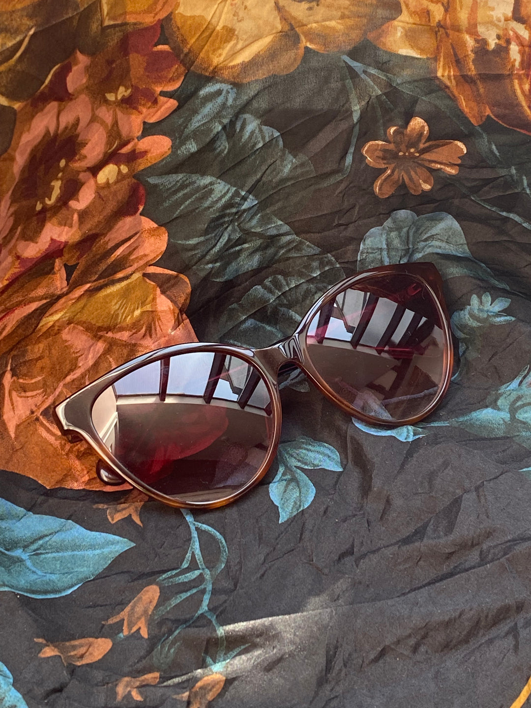 Liu Jo Round Cat Eye Sunglasses