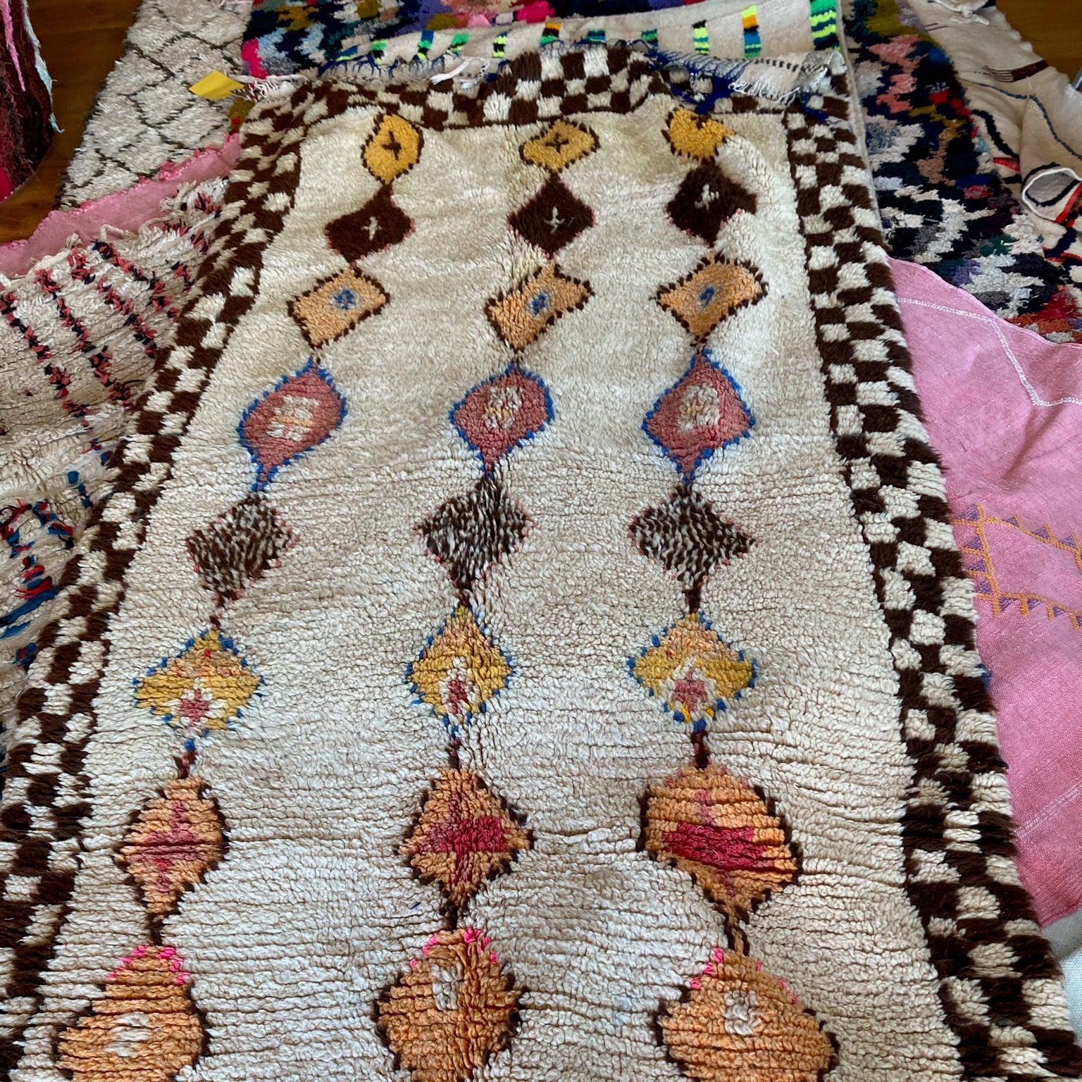 Antique Mocha & Pink Diamond Checkered Moroccan Rug