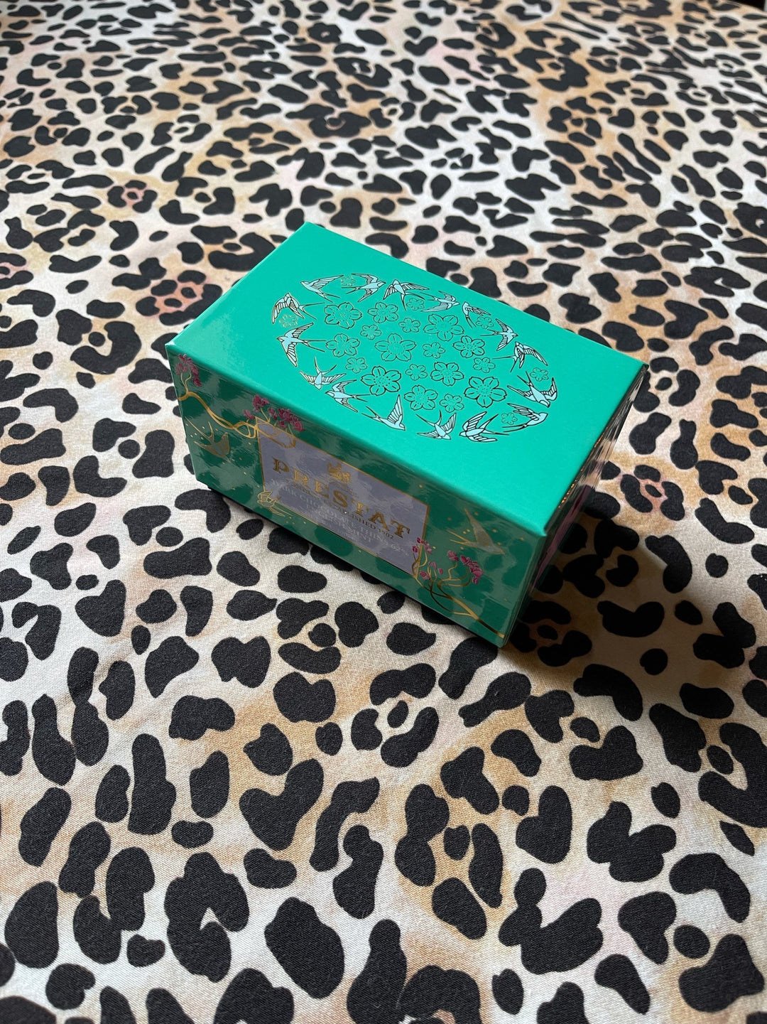 Mint Dark Chocolate Thins