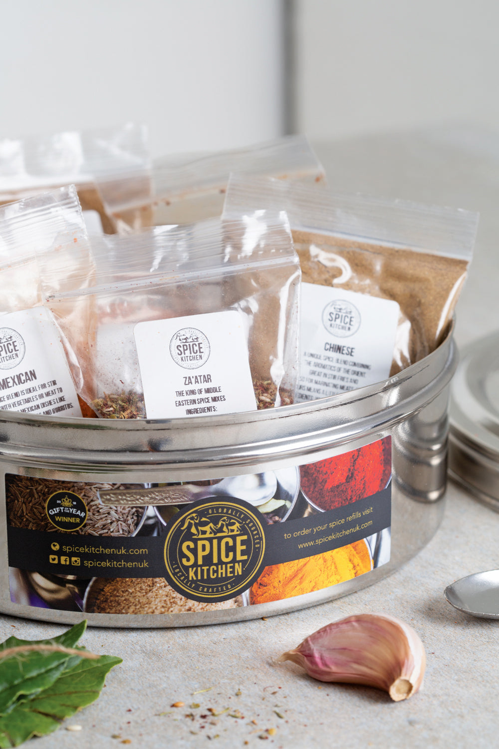 World Spice Blend &amp; BBq Rub Spice Tin