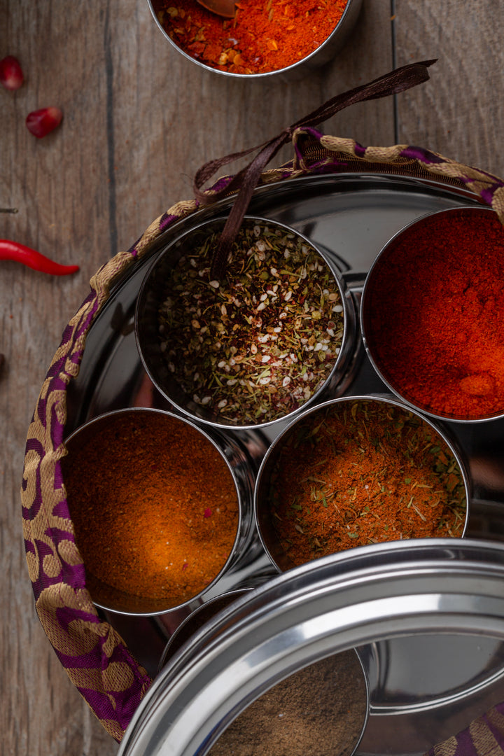 World Spice Blend &amp; BBq Rub Spice Tin