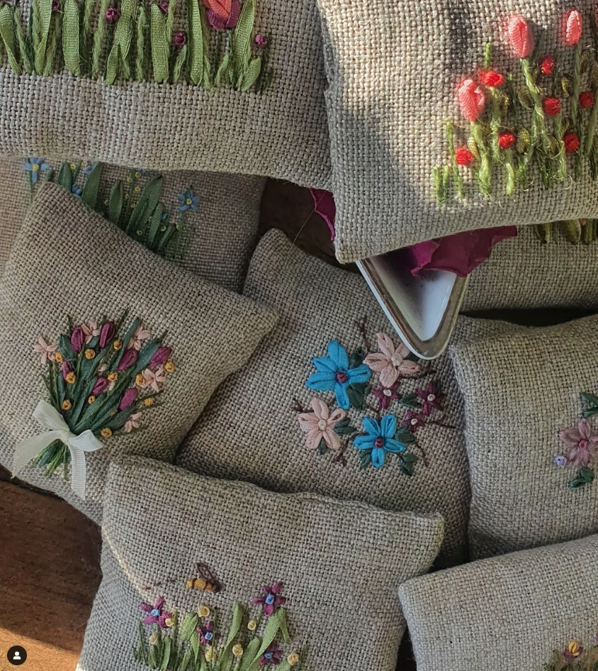 Make an embroidered lavender bag workshop brunch &amp; fizz 8th Mar. 23