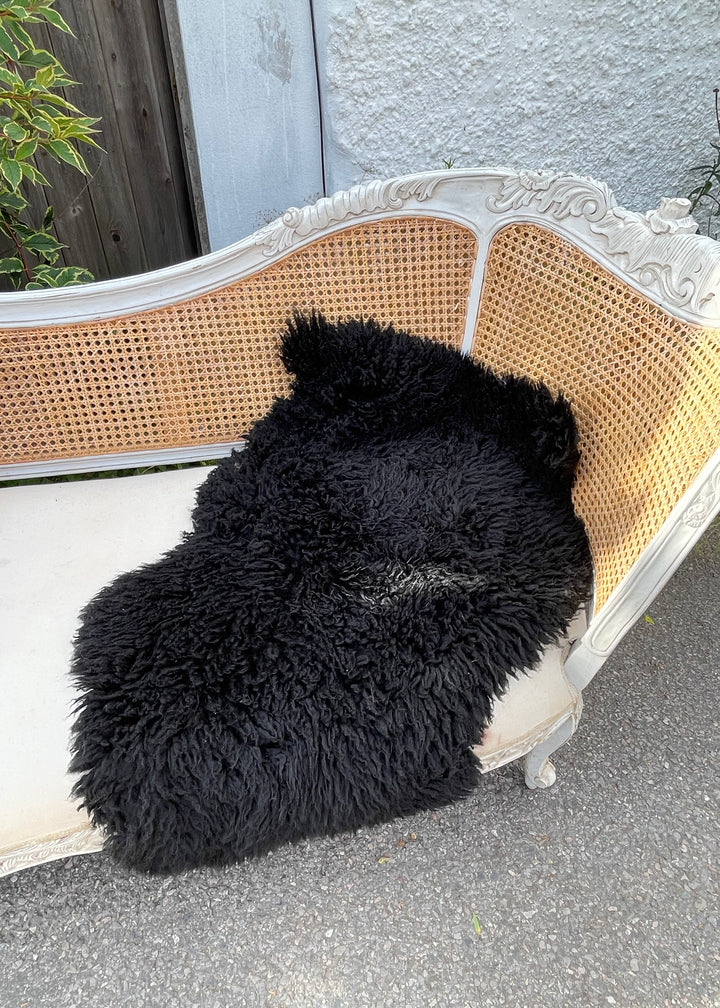 Single Sheepskin Rug - Ten Colours