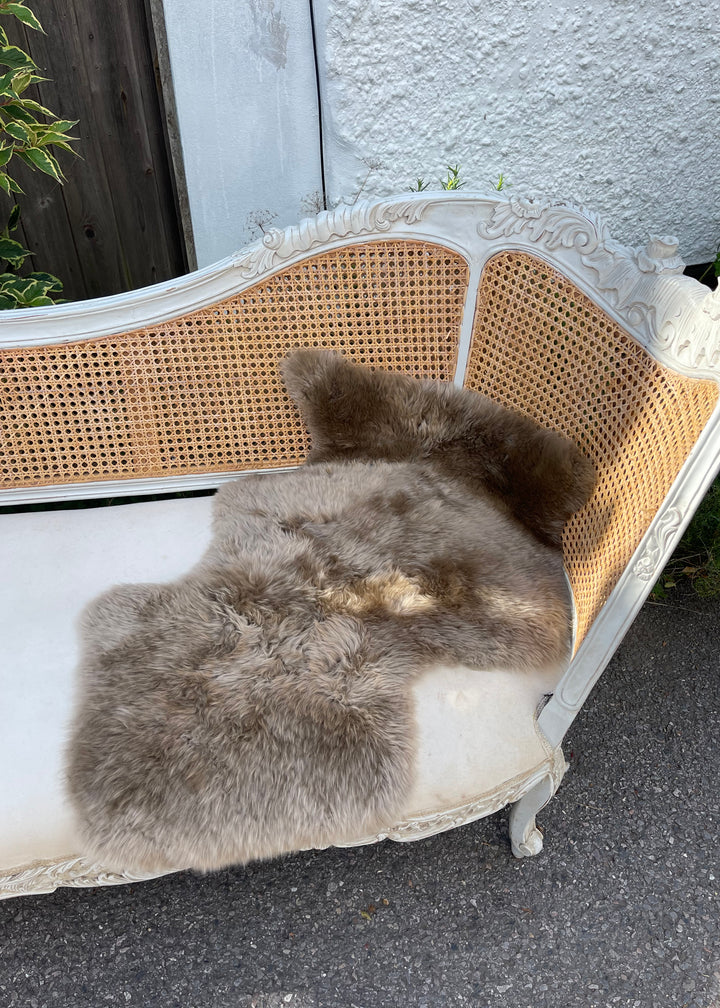 Single Sheepskin Rug - Ten Colours
