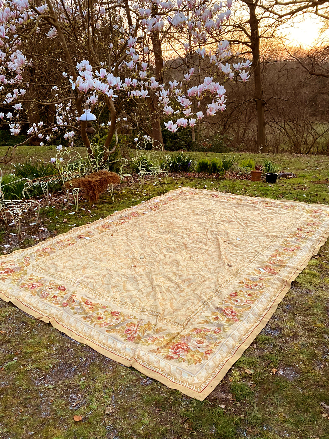 Stark Carpet Aubusson Rug 3 x 4m