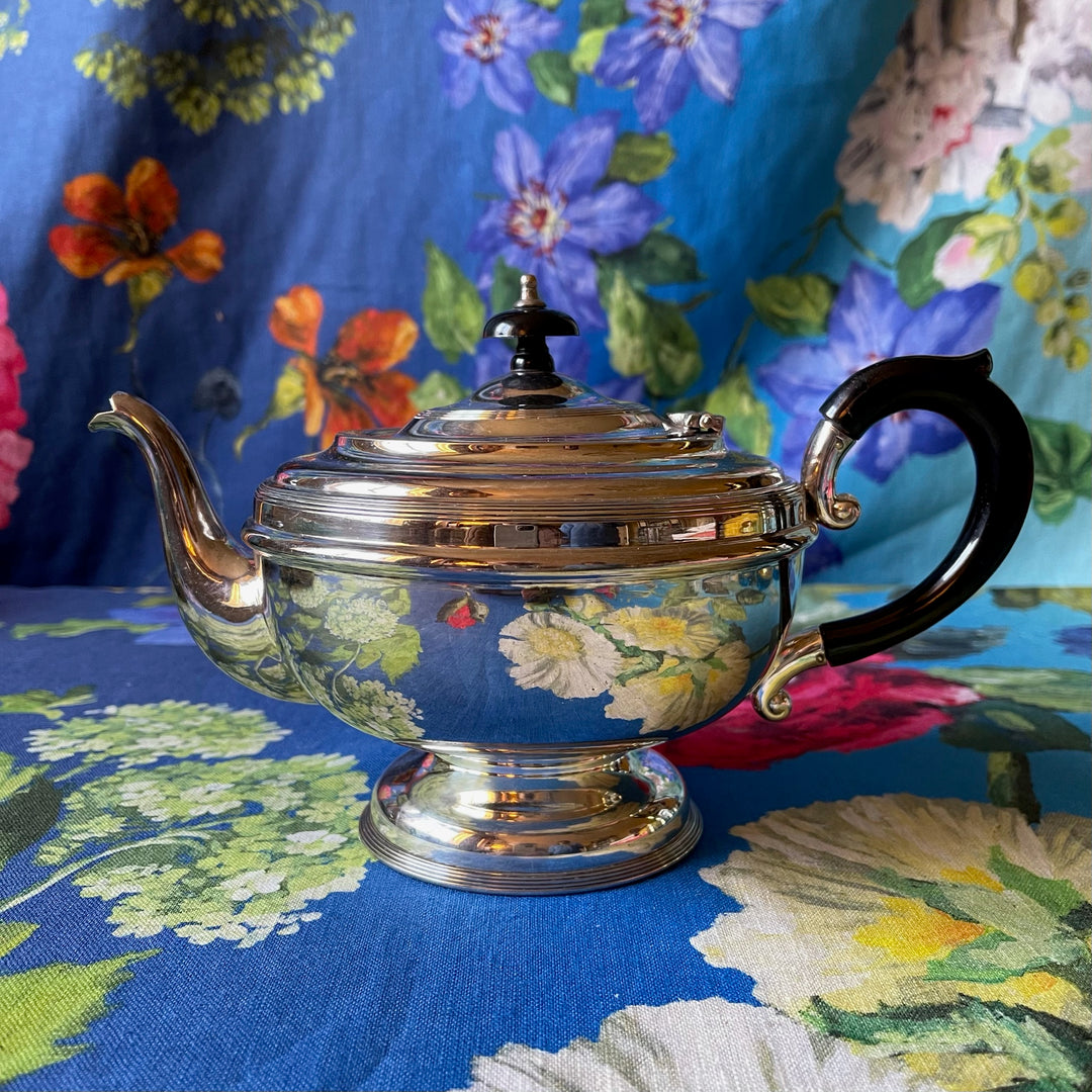 Art Deco Style Silver-Plated 2 Pint Teapot
