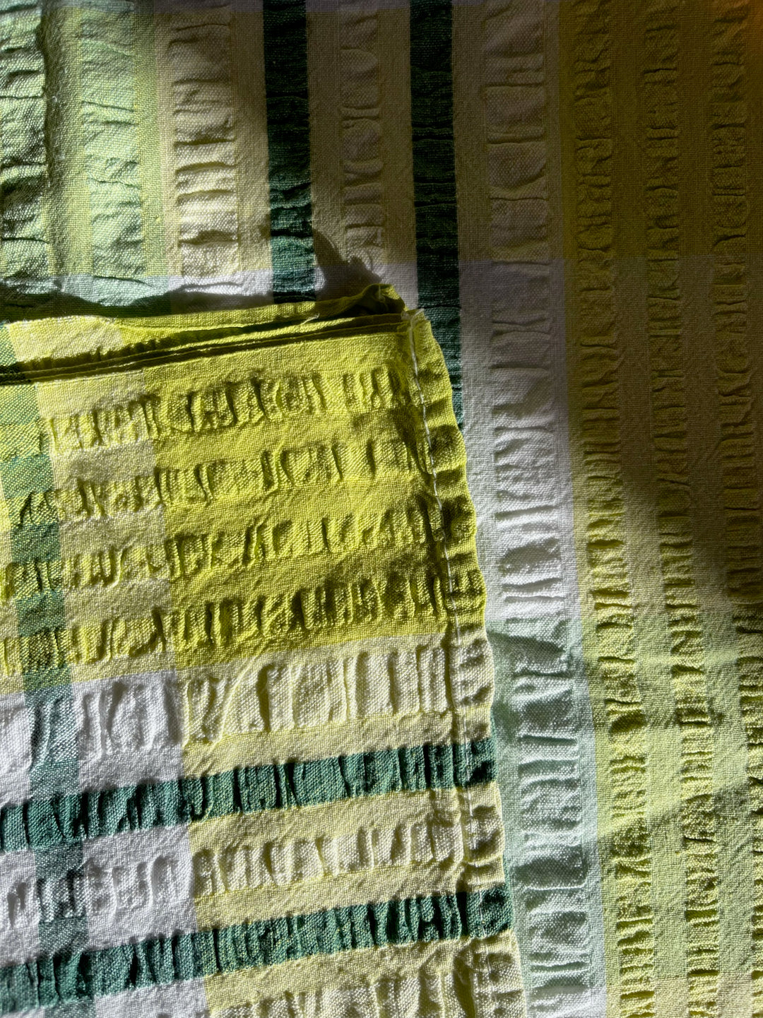 Susie Seersucker Tablecloth