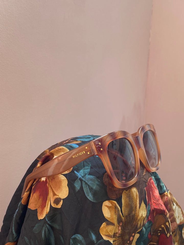 Tommy Hilfiger Thick Wayfarer Sunglasses