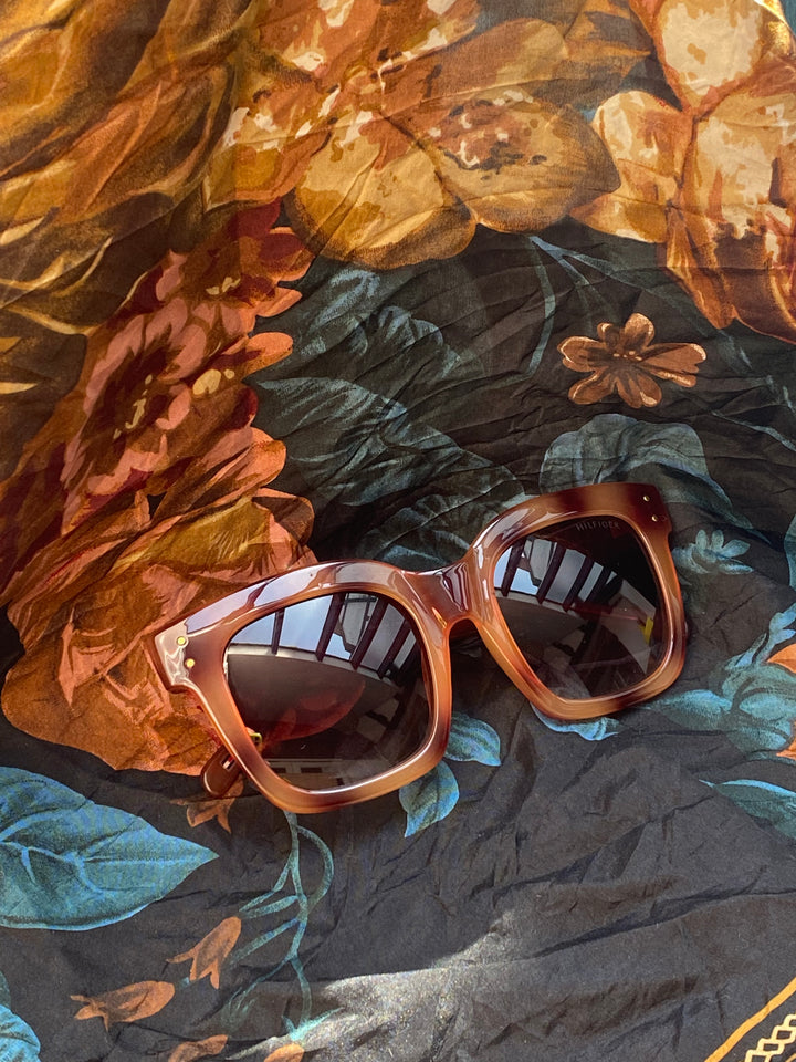 Tommy Hilfiger Thick Wayfarer Sunglasses
