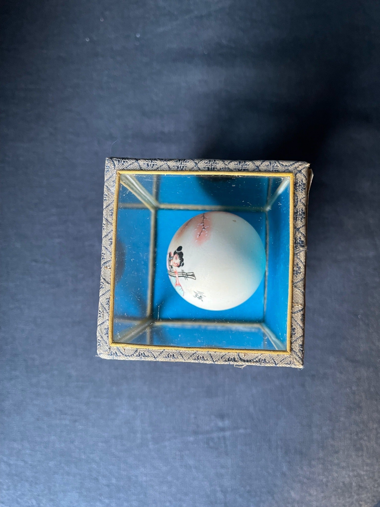 Vintage Chinese Painted Eggs - Musician