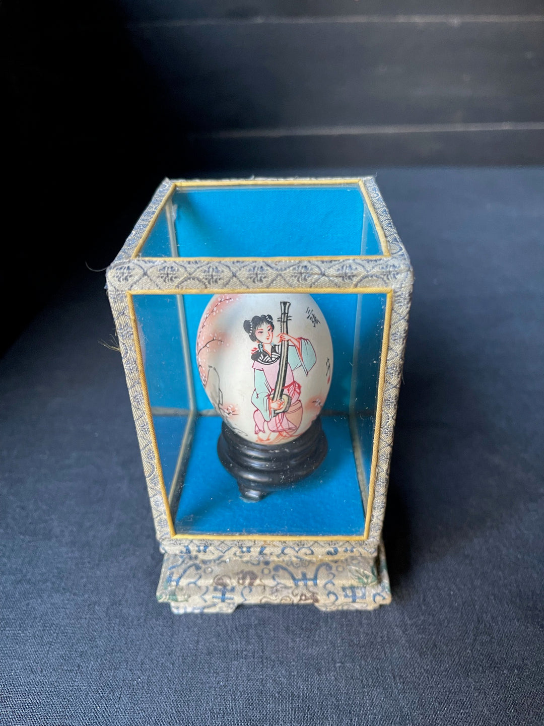 Vintage Chinese Painted Eggs - Musician