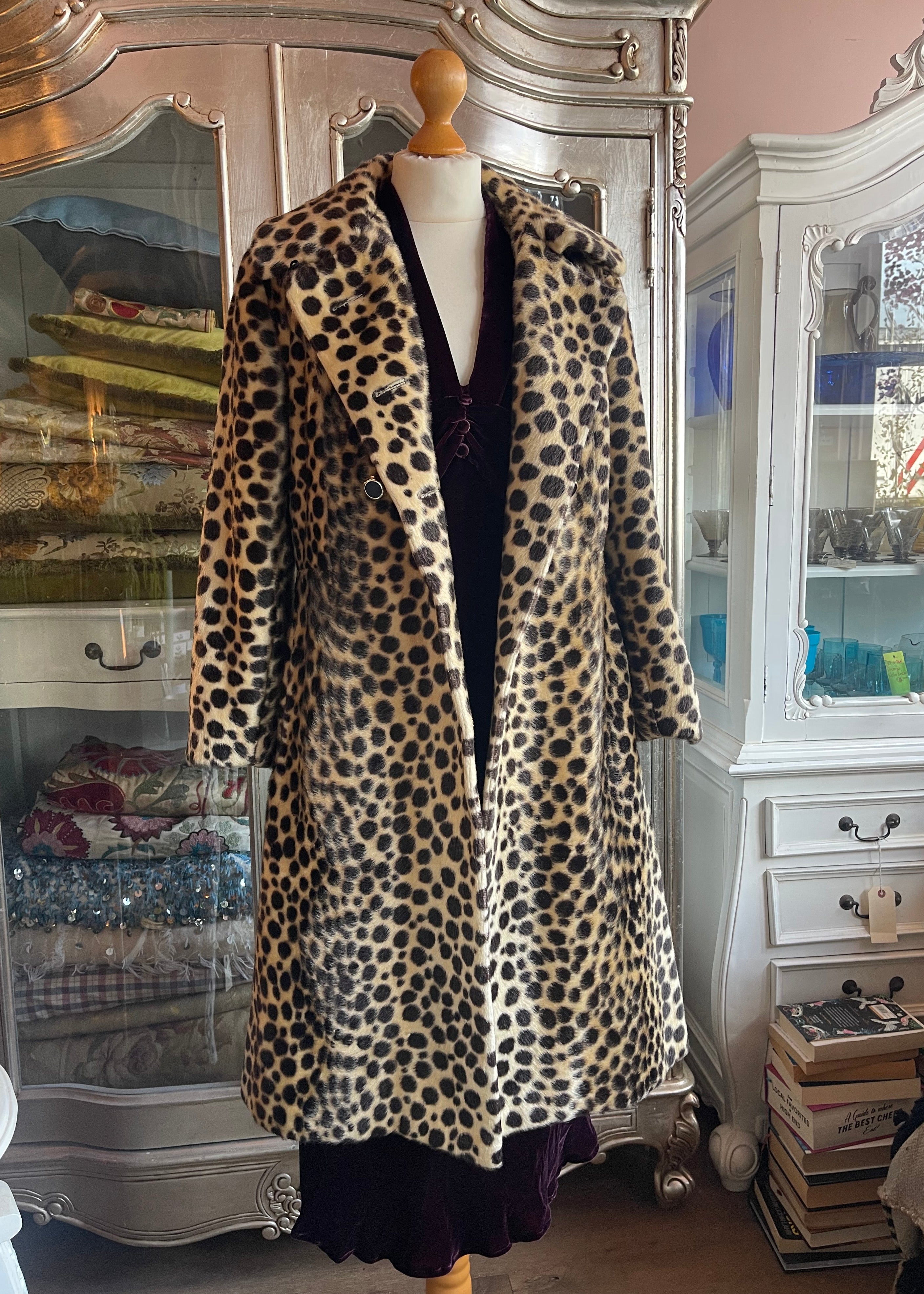Vintage Safari by Sportowne Faux Fur Cheetah Coat