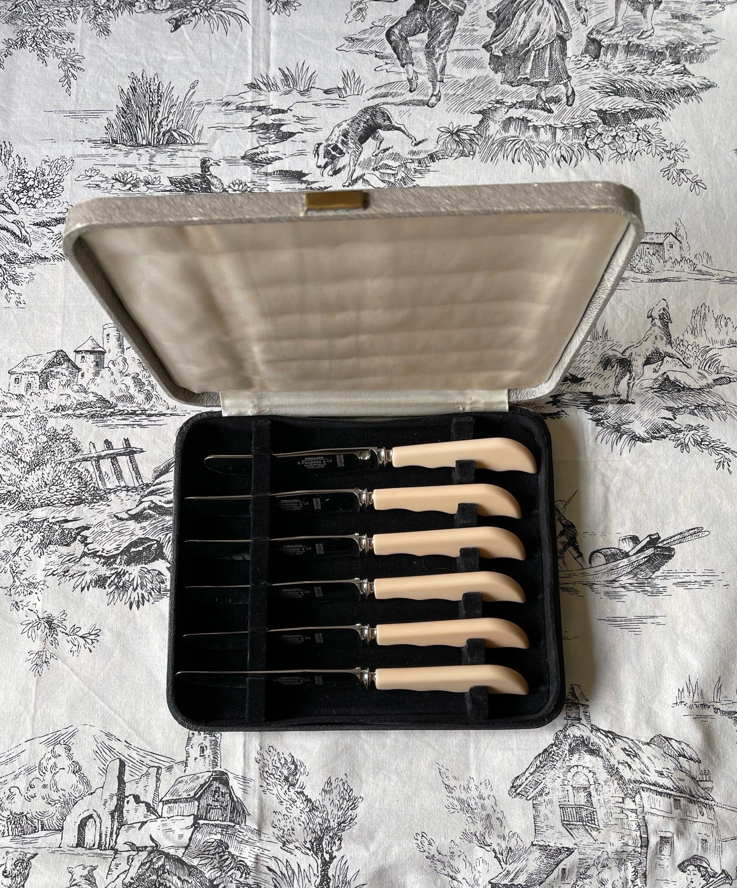 Hawkedge Knives S. Pearson & Co Knives Set of 6